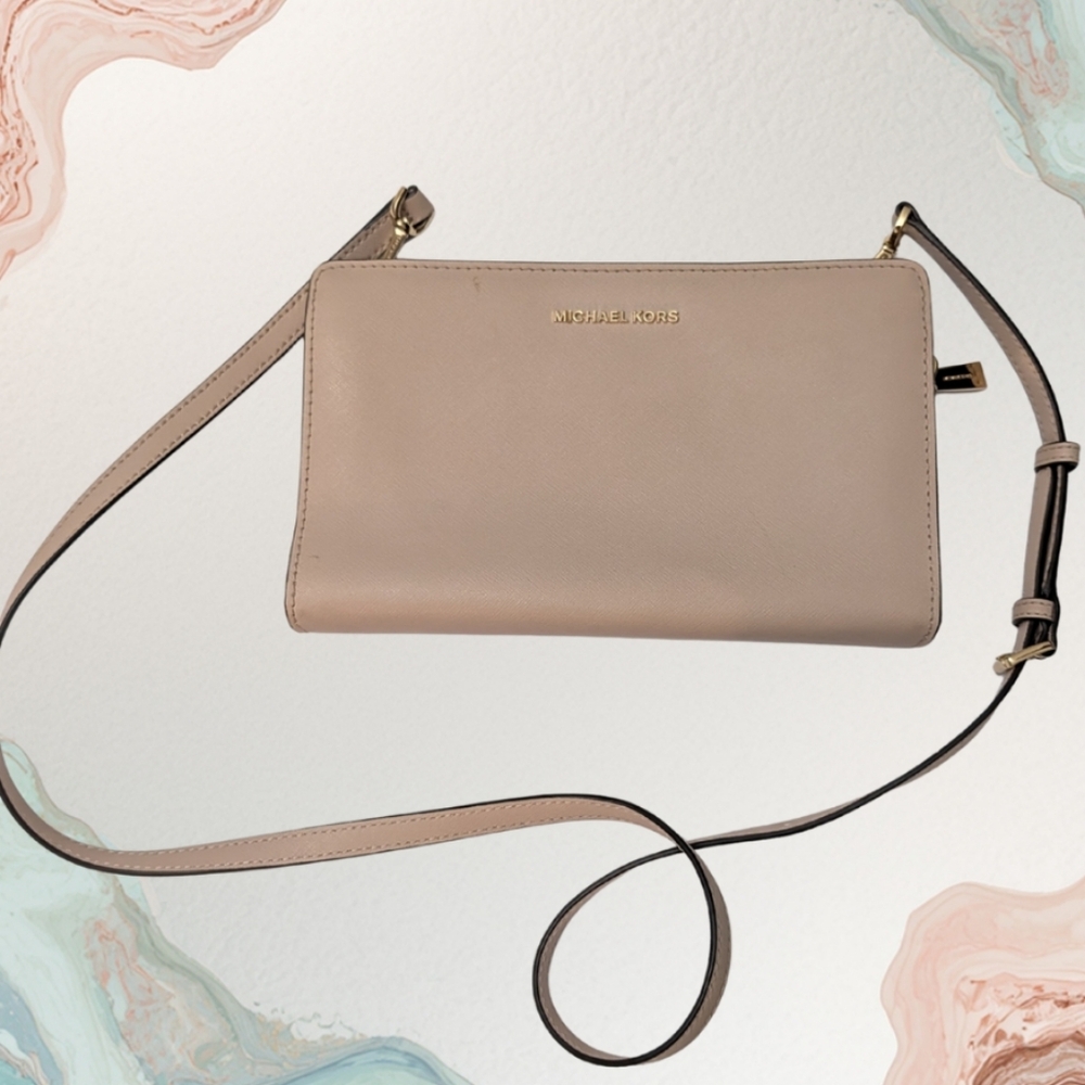 Michael Kors Jet Set Pink Crossbody EUC